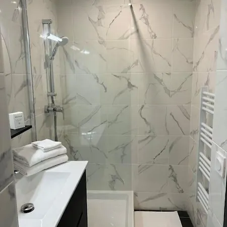 L'olivier - Calme, Chaleureux, Proche Transports Apartmán Lyon